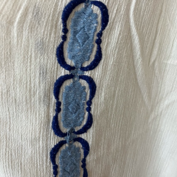 Lord and Taylor White Blue Blouse - Picture 9 of 10